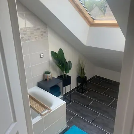 Magnifique Logement, Confortable Et Paisible. Apartment